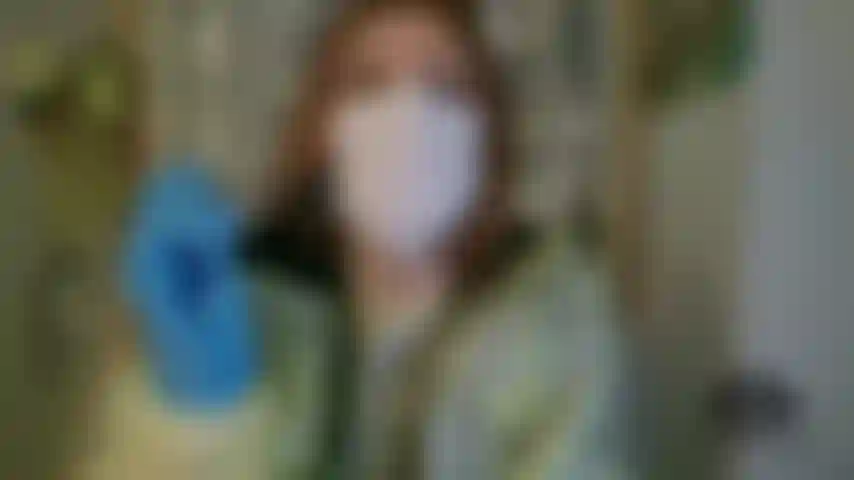 Dentist Gives Patient a Naughty Handjob After Discovering Hard-On MP4 1080X1920