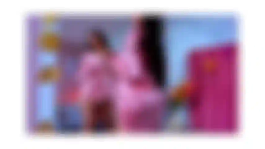 Striptease et pipe mouillée !