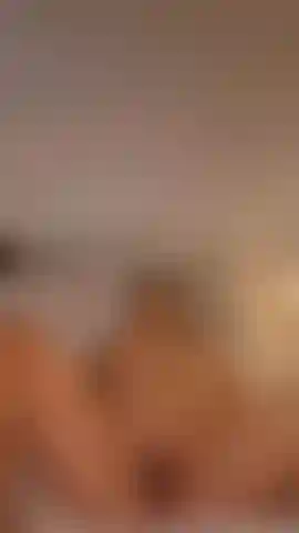 🚨 Alerte maison vide, il n'y a personne ici pour m'empêcher de faire des bêtises… alors je suppose que je vais devoir trouver quelqu'un qui veut se joindre à moi, qui se sent assez courageux pour me tenir compagnie ?