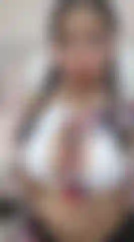 Regardez ce cosplay sexy.