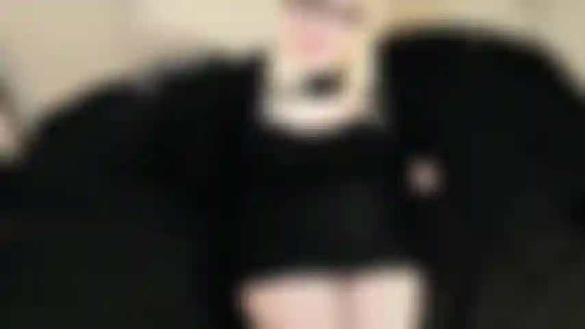 Jouis pour moi, petite salope au sperme.