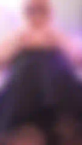 Ma salope soumise m'adore.