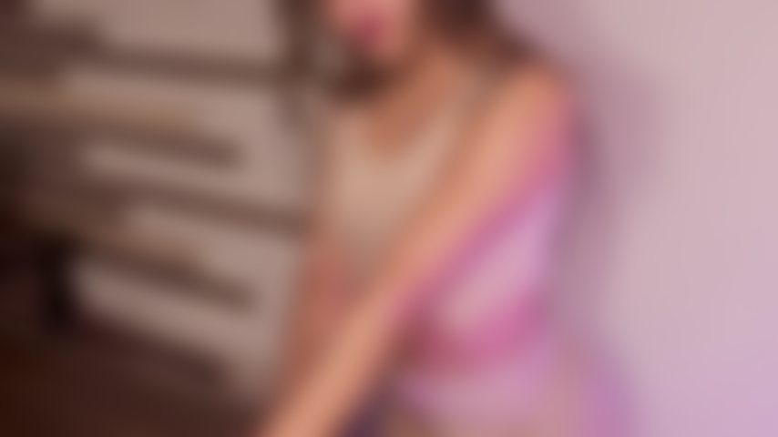 Rejoignez-moi je peux être votre professeur ou votre fille sale ou douce, coquine et audacieuse...