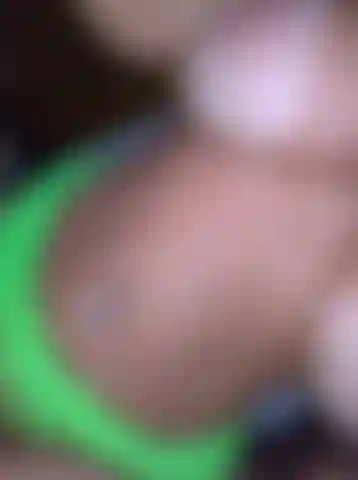 Twerking & masturbation with plug anal
