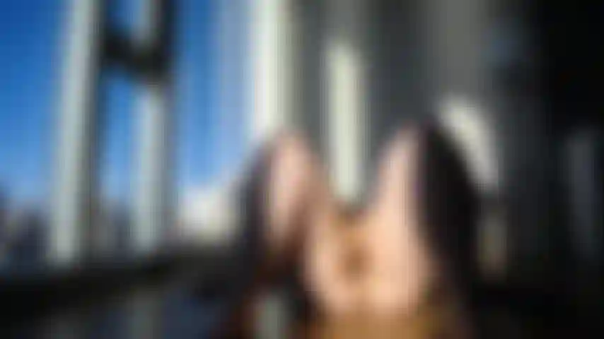 La cellulite d'annie aux proportions de cellulite... Le soleil brille là où le soleil ne brille pas haha, mes petites joues de cul parfaites et mes énormes fesses supérieures font des ponts fessiers (tout faux, j'en suis sûr) dans le lumière de l'heure dorée. Les voisins ont encore eu un spectacle.