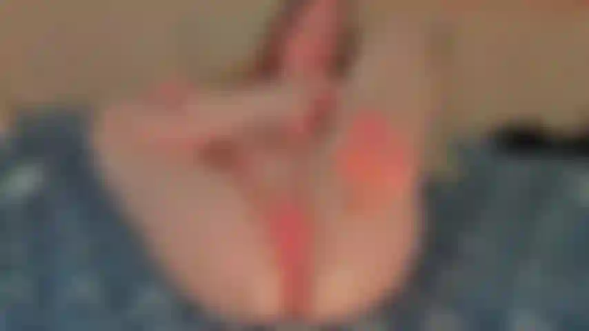 Pussy play and toes sucking