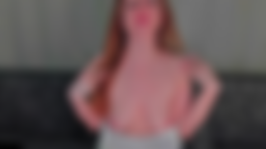 Joi (seins nus).
