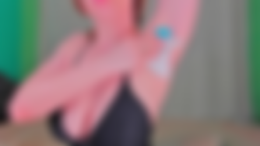 Fétichiste des aisselles avec déodorant.