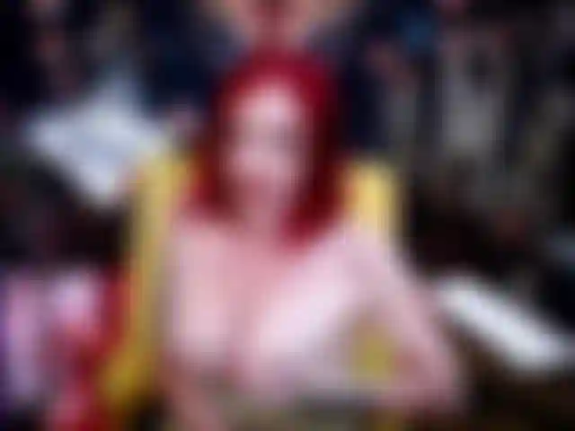 Jeu de jouet dp, 3way rp avec éjaculation.