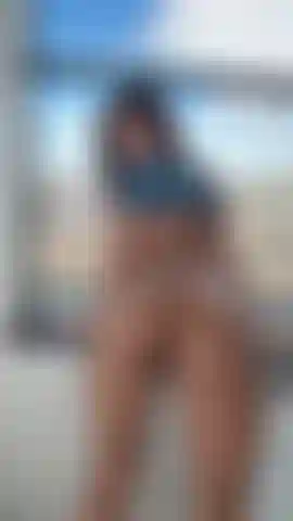 Un cul parfait qui rebondit.