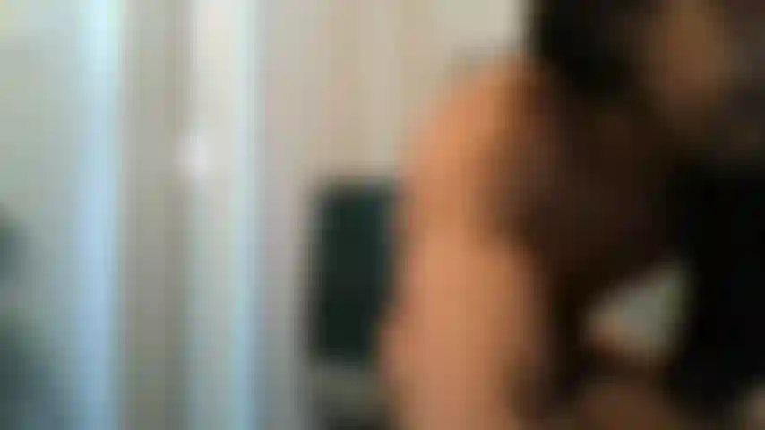 Monster cock cum déversant une éjaculation.