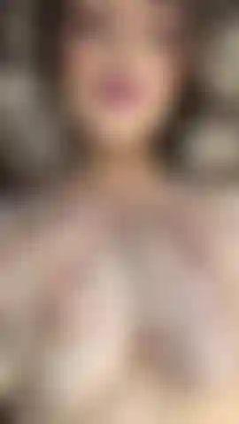 I know you would love to touch my tits