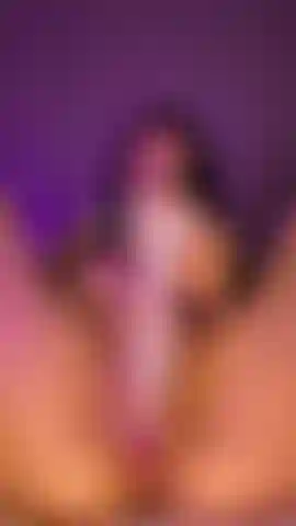 Longue vidéo de baise avec un gode.