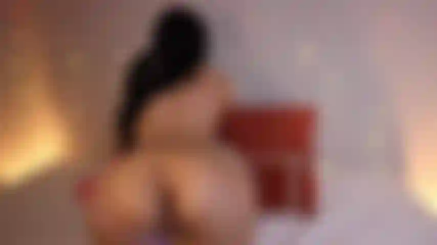 Je me suis huilé le cul et j'ai fait de