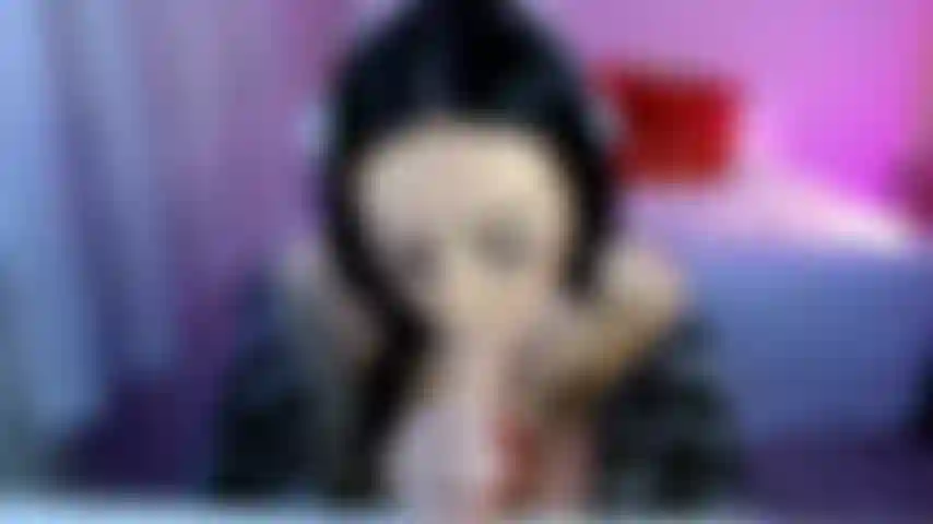 Fellation et équitation inversée.