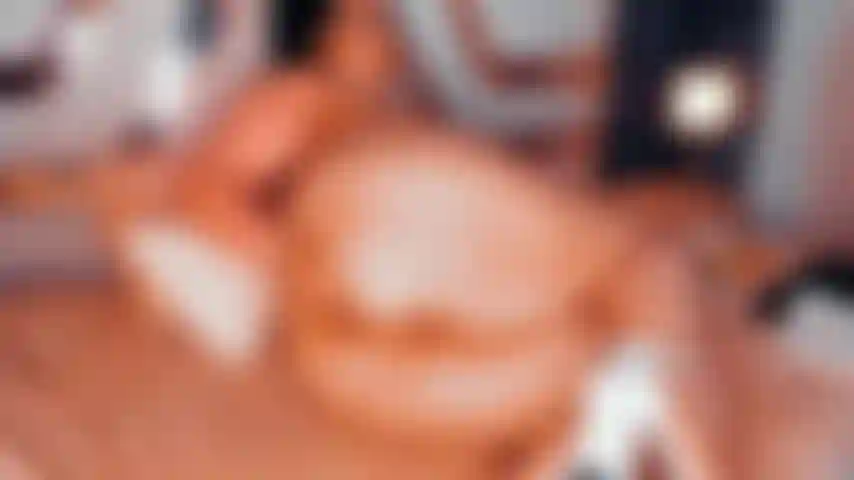 Profitez de mes grosses fesses.