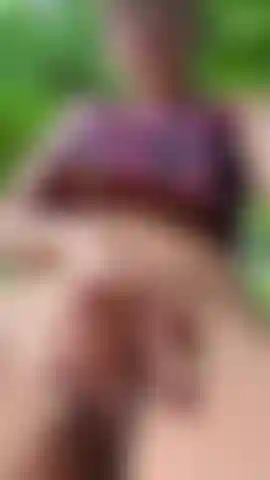 A BIG SQUIRT 💦being very naugthy in nature! Do you want all my fluids???