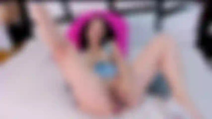 Fille chaude et excitée.