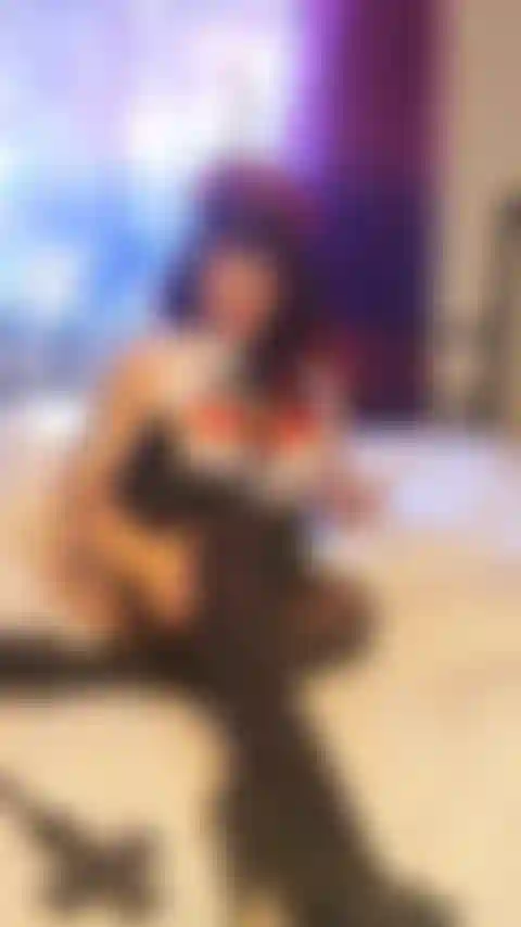 Une bonne fille ou une mauvaise fille ? Je n'arrête pas de me toucher - multi orgasmique.