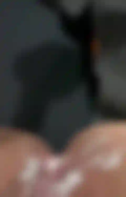 Baise avec un gode bbc super crémeux.