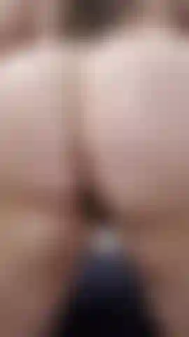 2 minutes of begging with a shiny ass