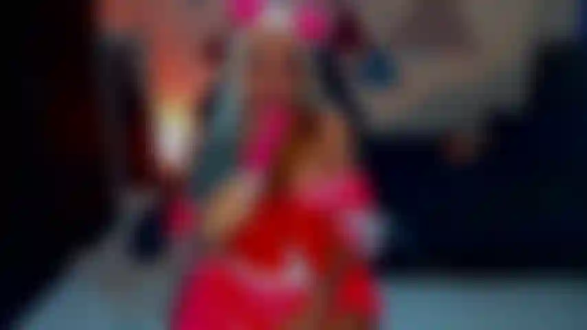 Regarde mon show tu verras me baiser très chaud.