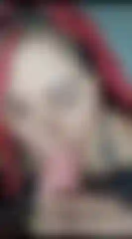 Pov sucer une grosse bite est ma passion, regardez votre déesse vous transformer en cocu pendant qu'elle suce la grosse bite d'un inconnu....
