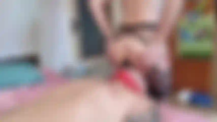 Face sitting léchouille de cul, branlette de fesses jusqu'à l'orgasme, anal, creampie.