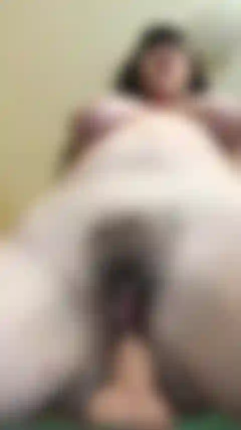 Chevauchant et éjaculant sur ta bite. Chevauchant ta bite ! Riding pov.