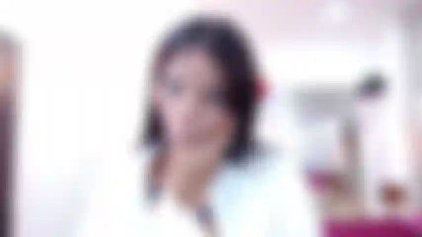 Une douce pipe avec une belle latina.