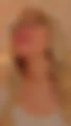 10 Minutes de fun!! - Tu as raté mon spectacle en direct? Pas de souci, tu peux regarder la rediffusion dès à présent! Nude, fellation, masturbation et fuck machine dans ma pussy crémeuse!!