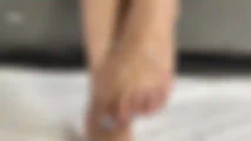 Come closer baby… I love your attention 💋