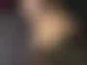 Viens me regarder dans les yeux.