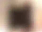 Des gros seins qui se font huiler.