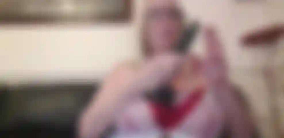 À toutes ces "petites bites" là-bas !!