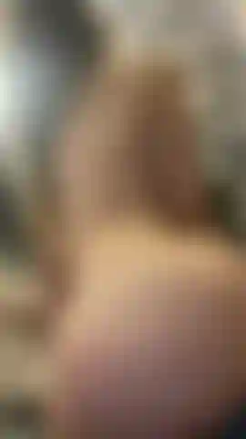 WATCH ME SPREAD MY TIGHT ASS