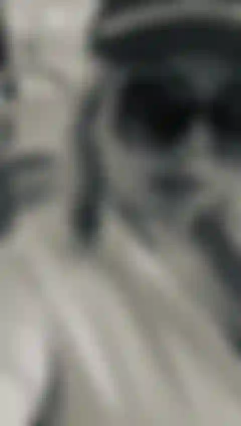 Dans le bus pour aller au bureau.