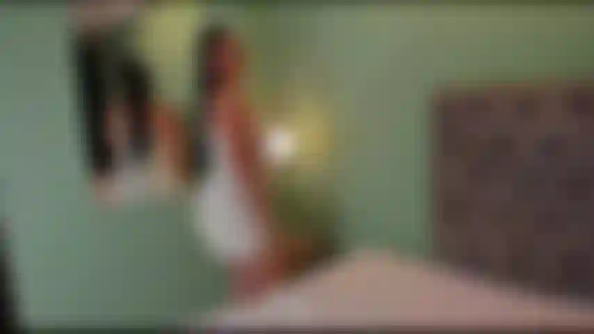 Striptease sensuelle.