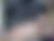 Espionnez mon show privé ! Regardez-moi détruire un gâteau de 8 pouces en moins de 20 minutes. Piggy a faim de te satisfaire. Je veux vous impressionner avec la quantité de nourriture que je peux mettre dans mon petit visage.