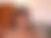 Gorge profonde désordonnée, fétichiste de la salive dans un bol.