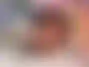 Infirmière en chaleur chevauchant un énorme gode.