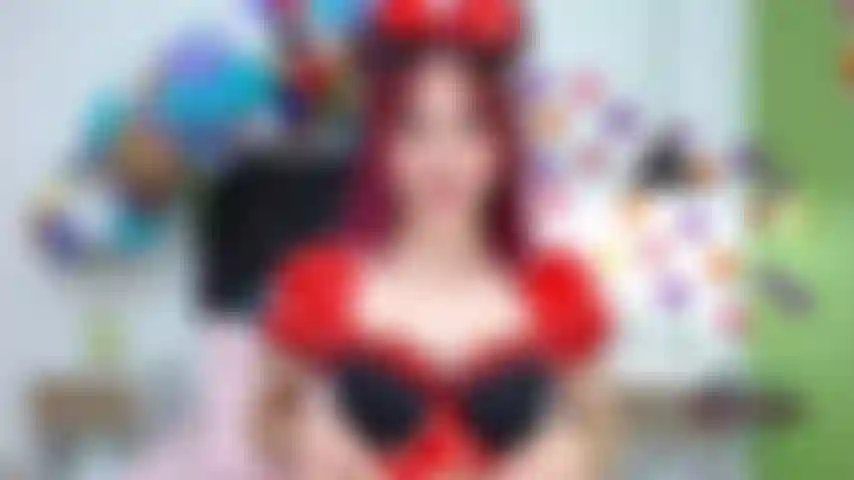 Ta petite souris a envie de te sucer la bite encore et encore, tu vas tenir aussi longtemps ?