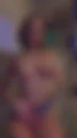 Whole body soaking wetttt in the hot  bathtub omg come