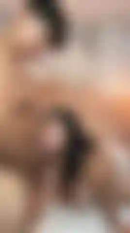 En érection avec mon amie porno, son père a failli nous surprendre.