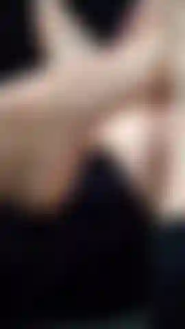 Video feetfetish je me masse les pieds pleins de creme tu m'aides?