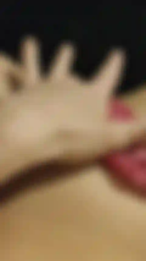 Mouillage de culotte masturbation.