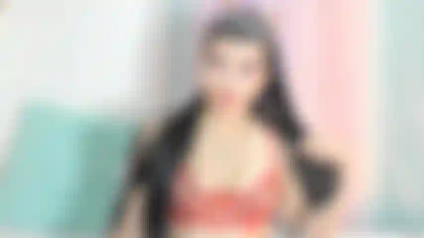 Tu me fais sentir si brûlante et coquine.