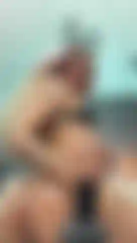 Dildo anal to the maximum