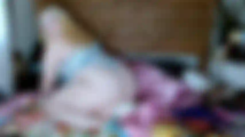 Oreiller bosse dans le chat invité.