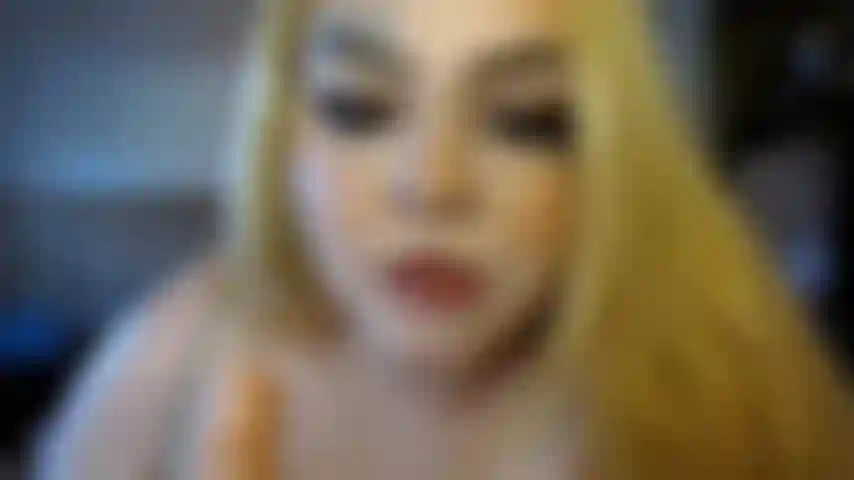 La petite amie de bratty te trompe (méchant).
